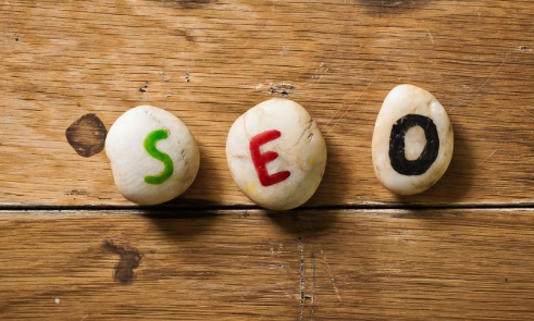 谷歌SEO工具选型指南：B2B外贸网站如何快速获取海外流量？